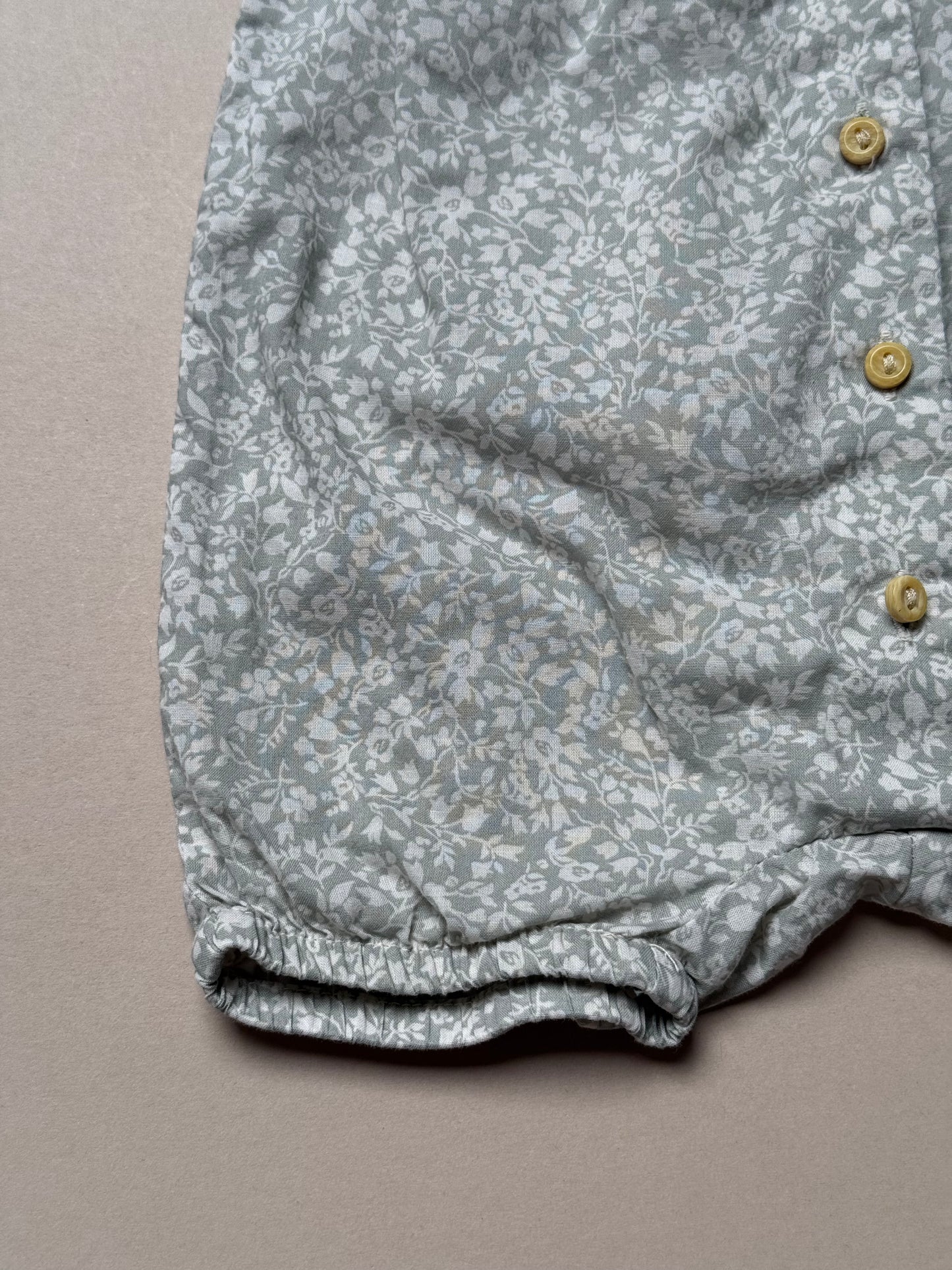H&M Thin Floral Romper in 2-4 Months