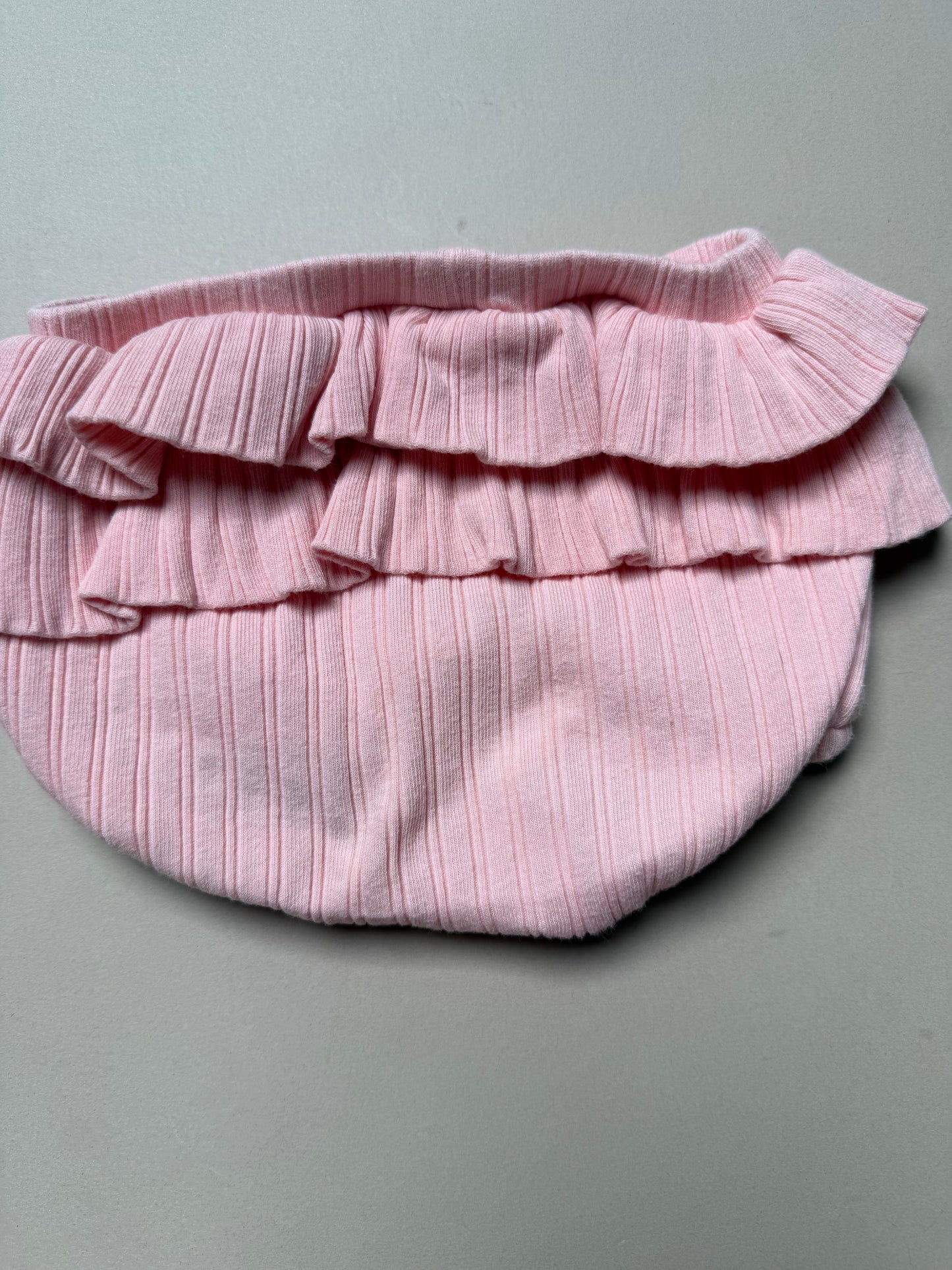 Seed Daisy Printed & Pink Ruffled Bloomers Set in 6-12 Months