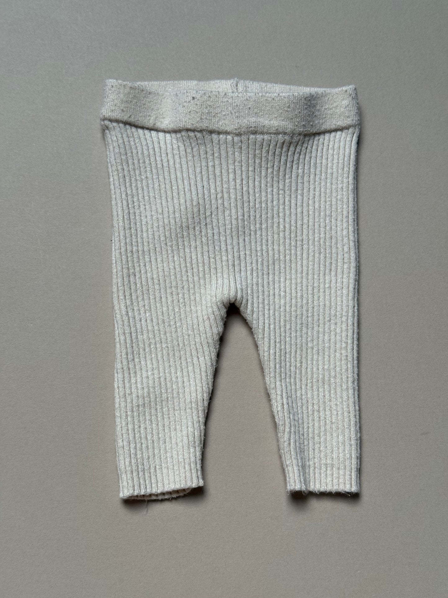 F&F Cream Knitted Set in Newborn