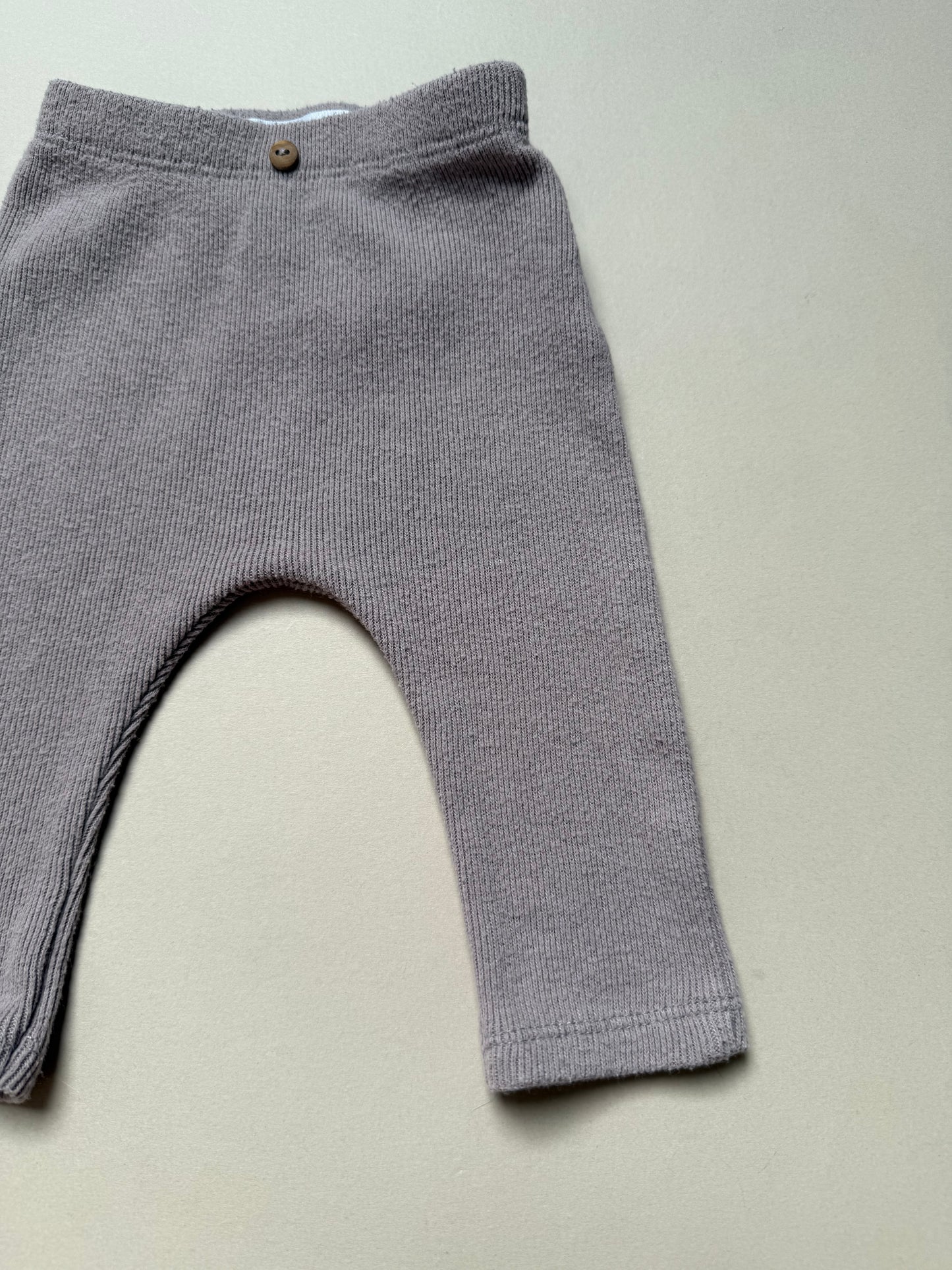 Zara Plum Long Sleeved Top & Legging Set in 1-3 Months