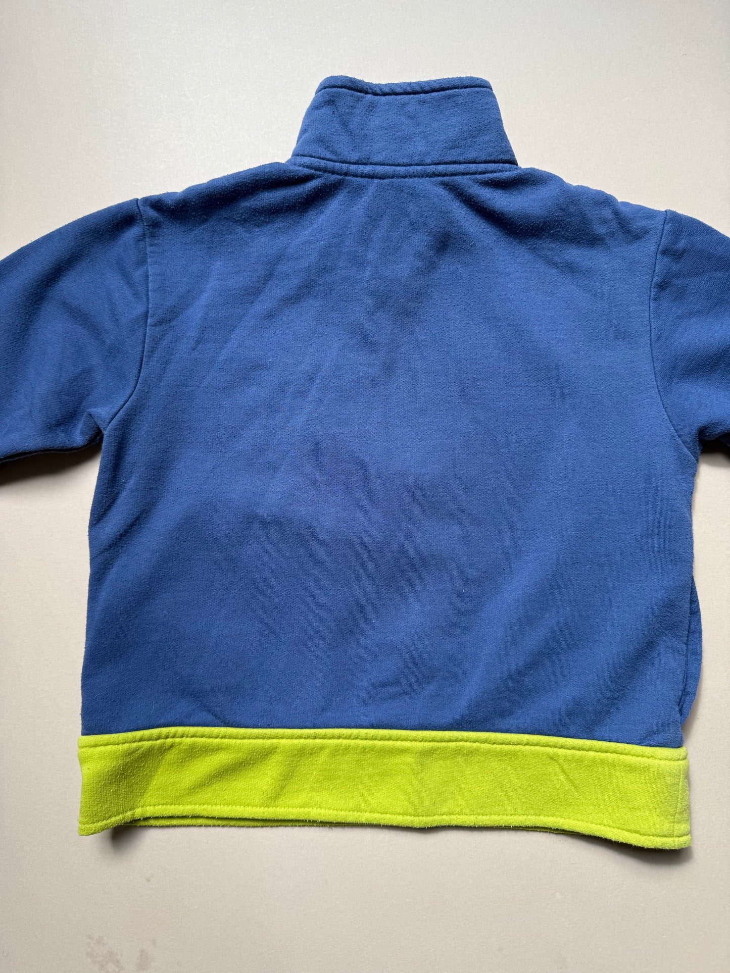 Vintage Winnie the Pooh Zip Up Jumper in 2-3 Years