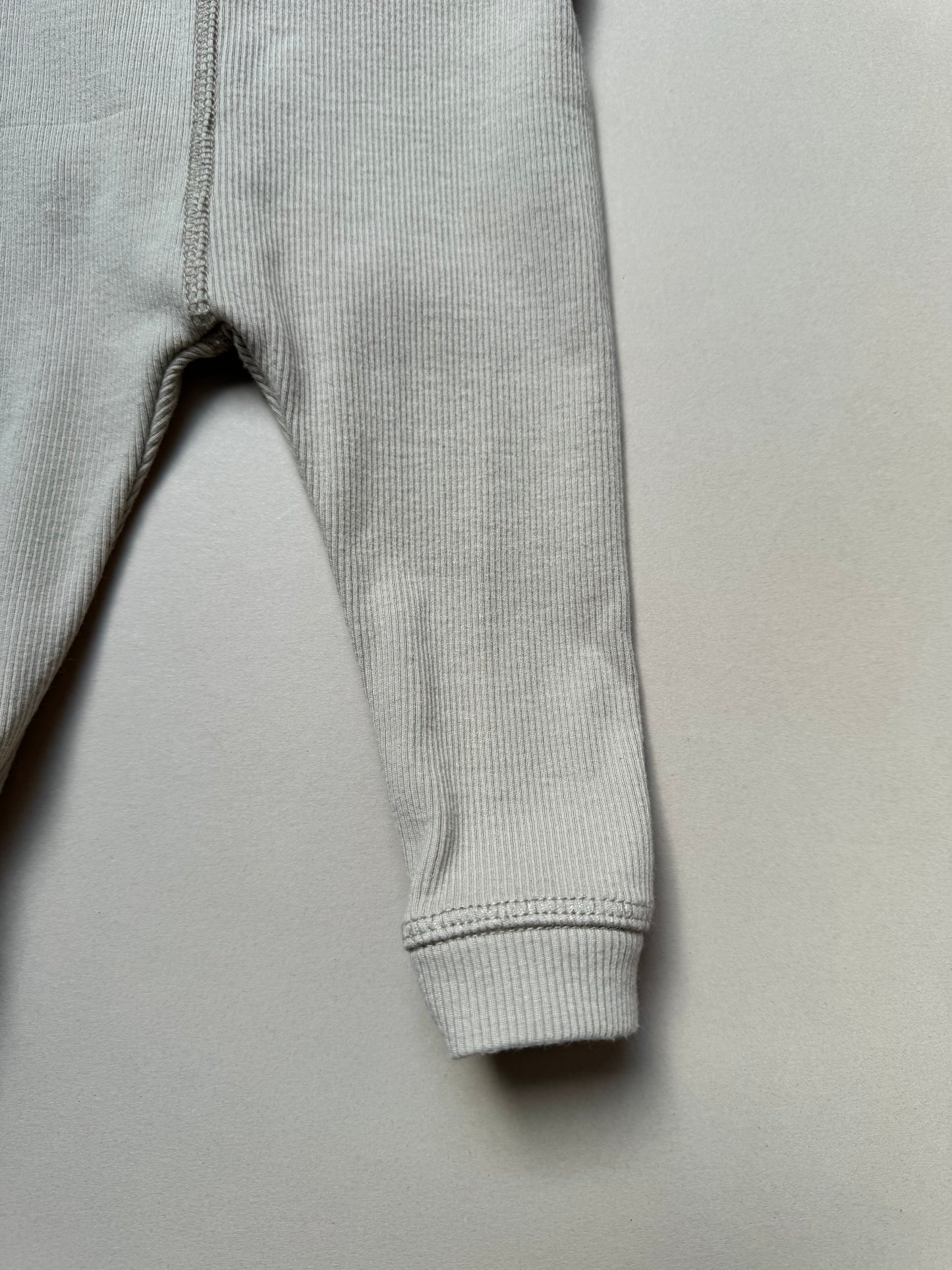 Zara Ribbed Stone Leggings in 3-6 Months