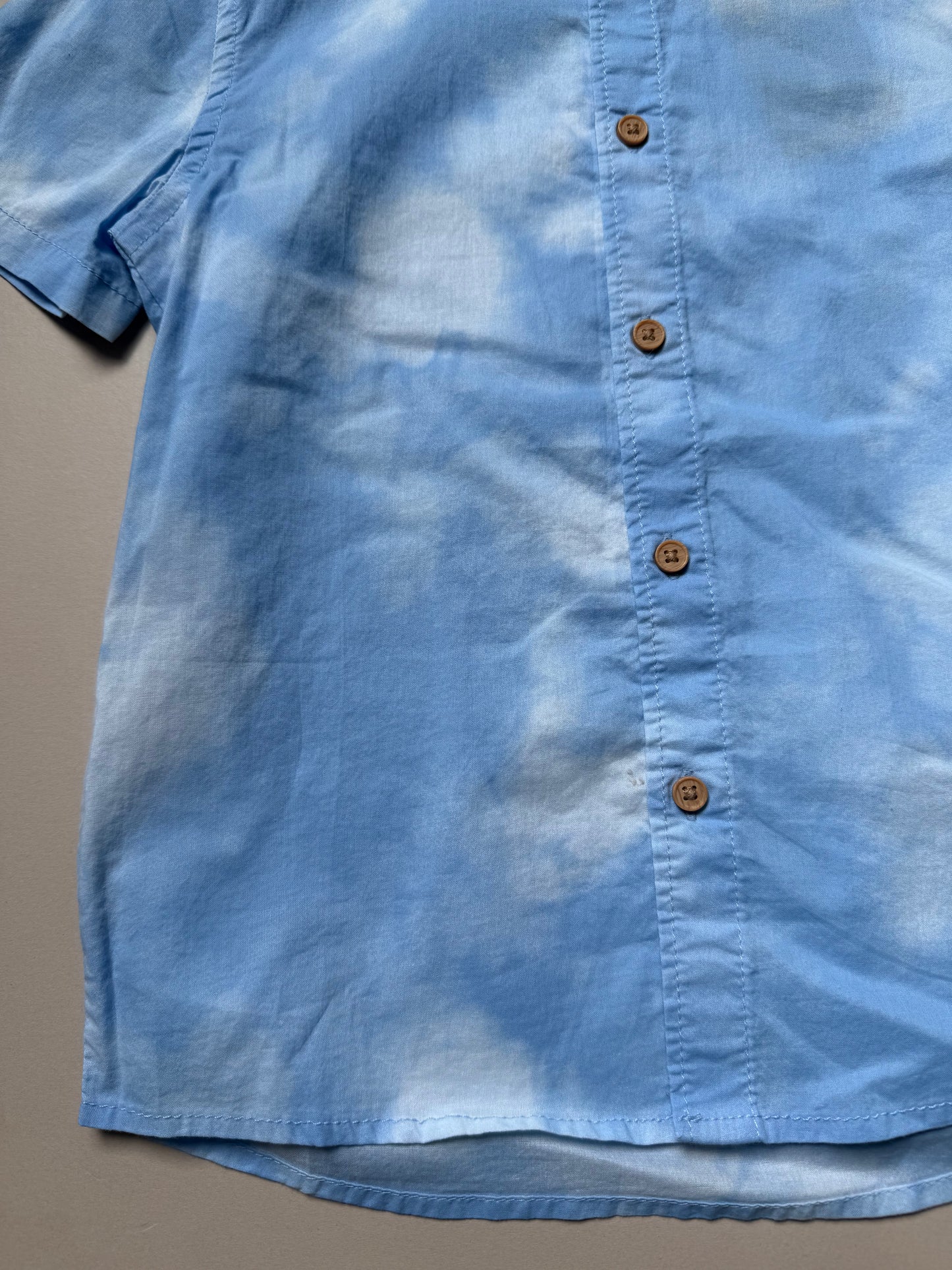H&M Tie Dye Lightweight Shirt in 5-6 Years