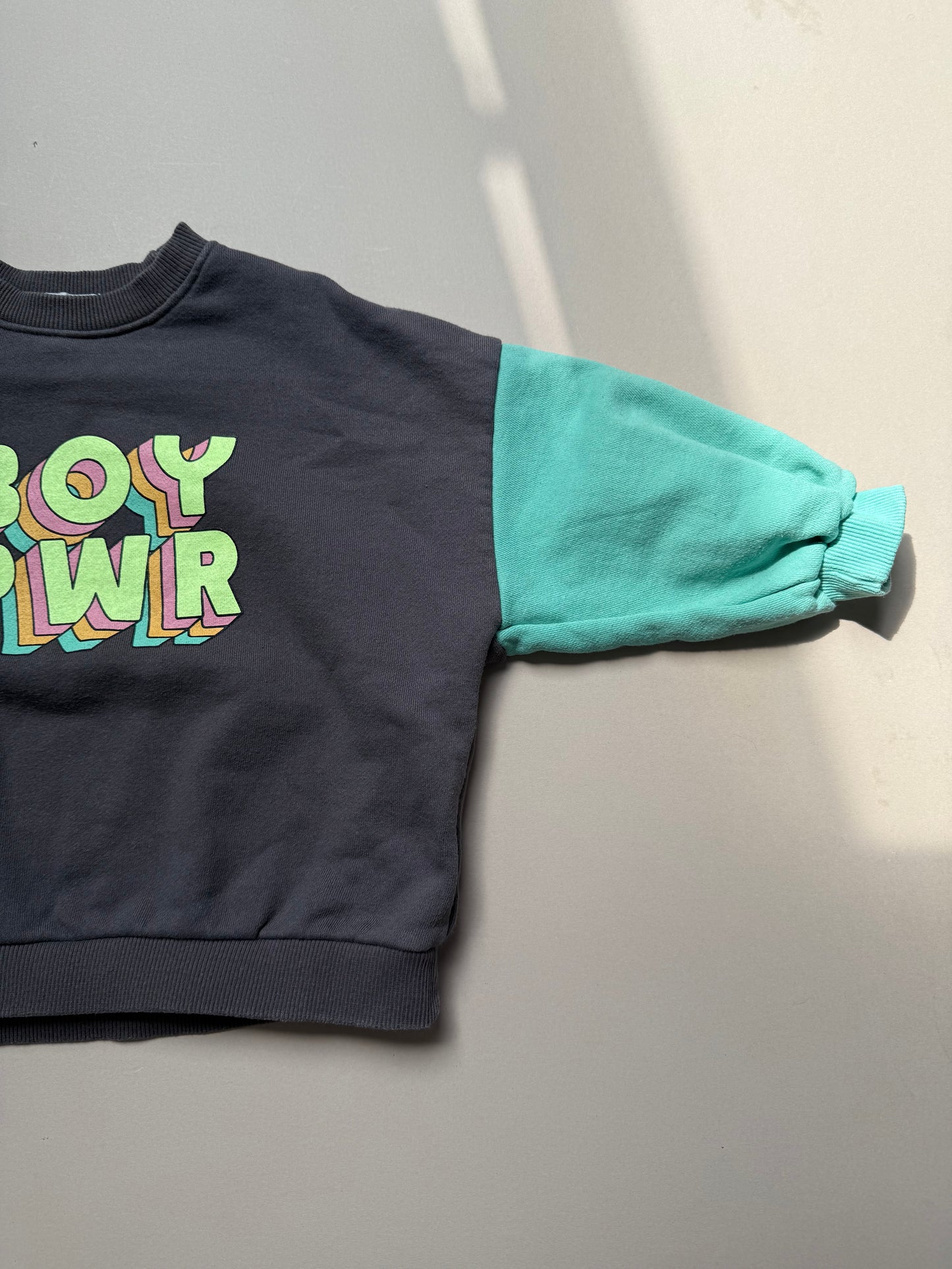 Curious Child Boy Pwr Slogan Sweat Top in Size S