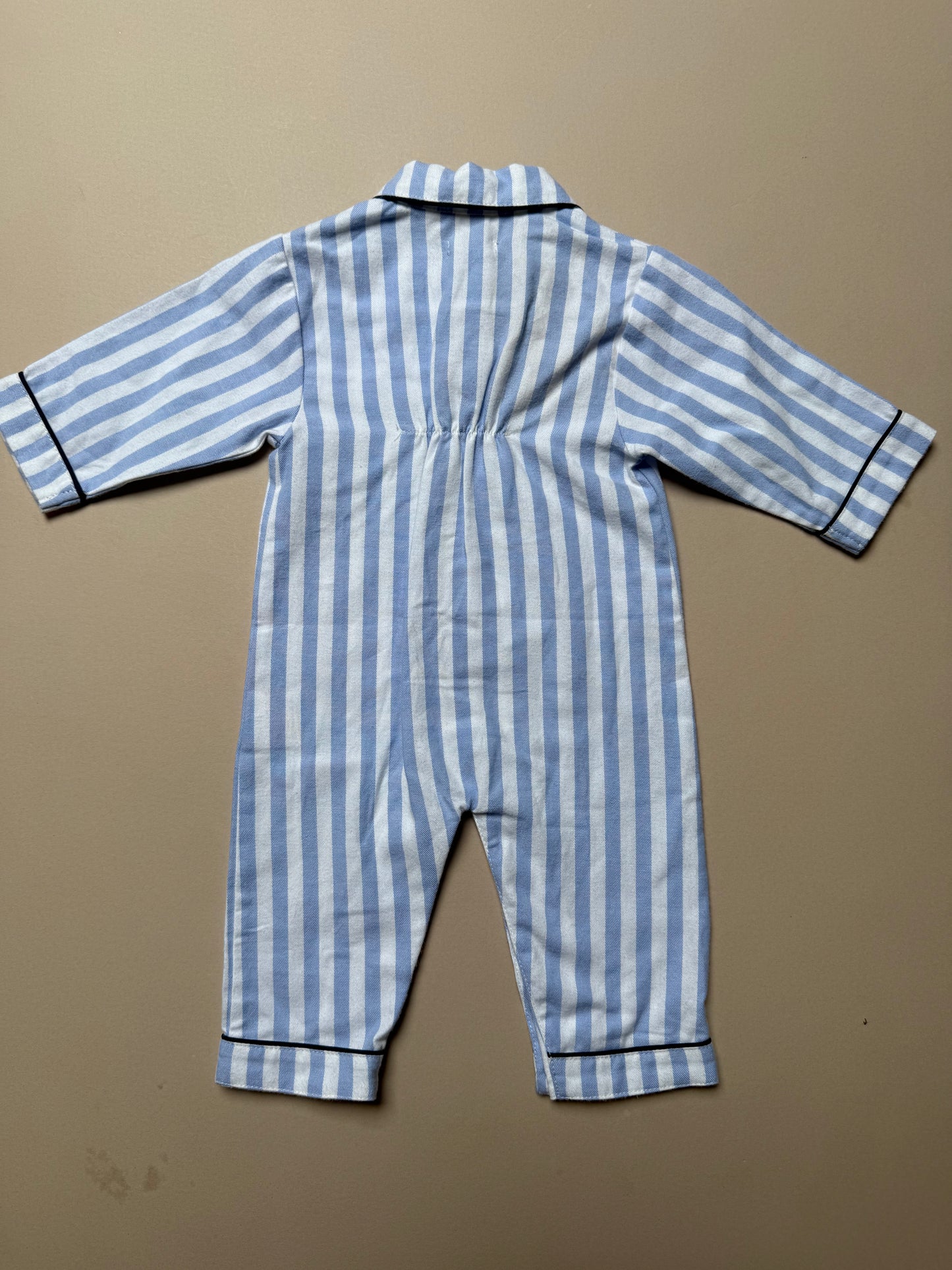 Lapinou Felix London Guardsmen Embroidered Onesie in 1-3 Months