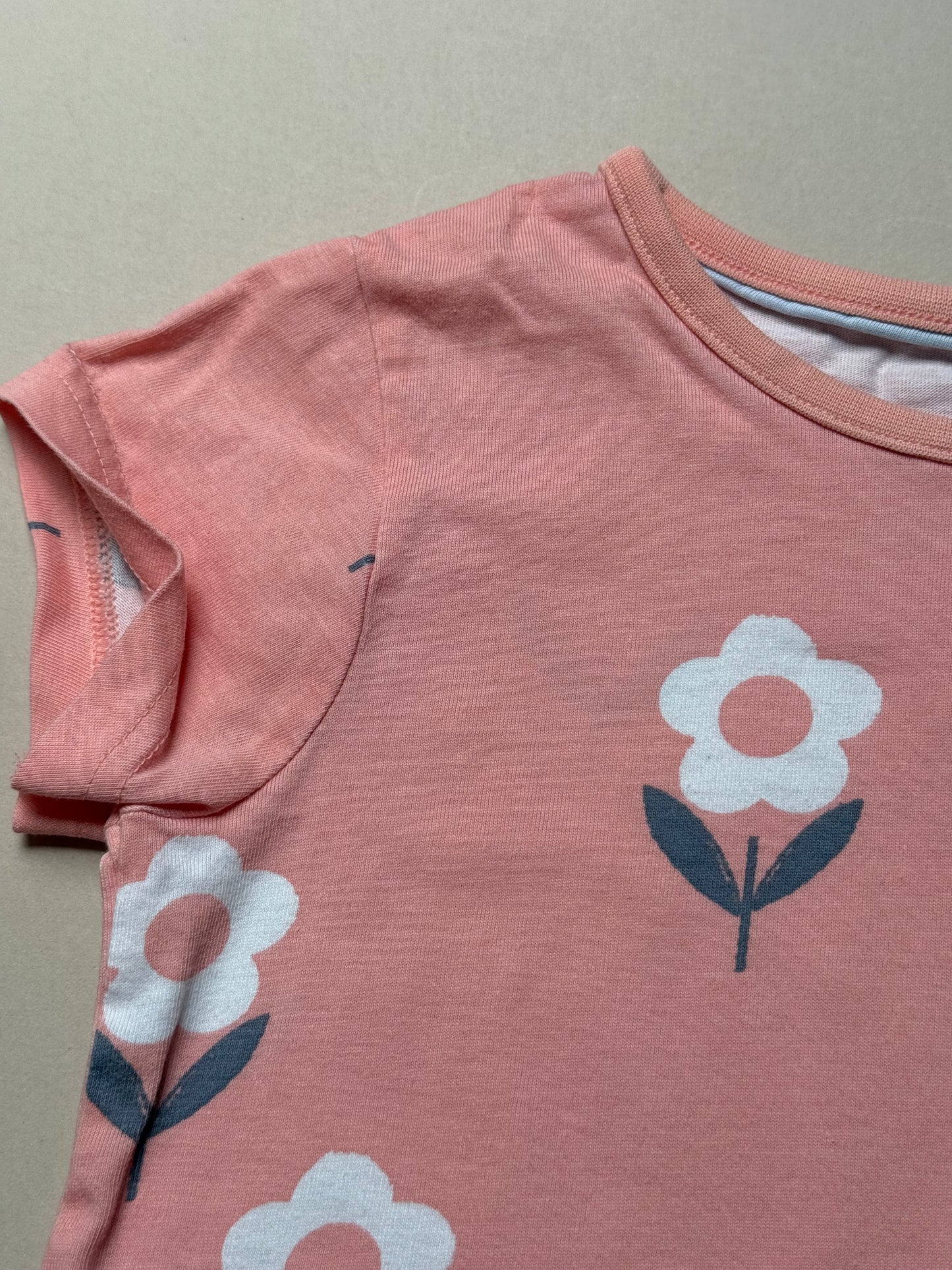 George Cotton Floral Short Sleeved T-Shirt & Shorts Set in 3-4 Years