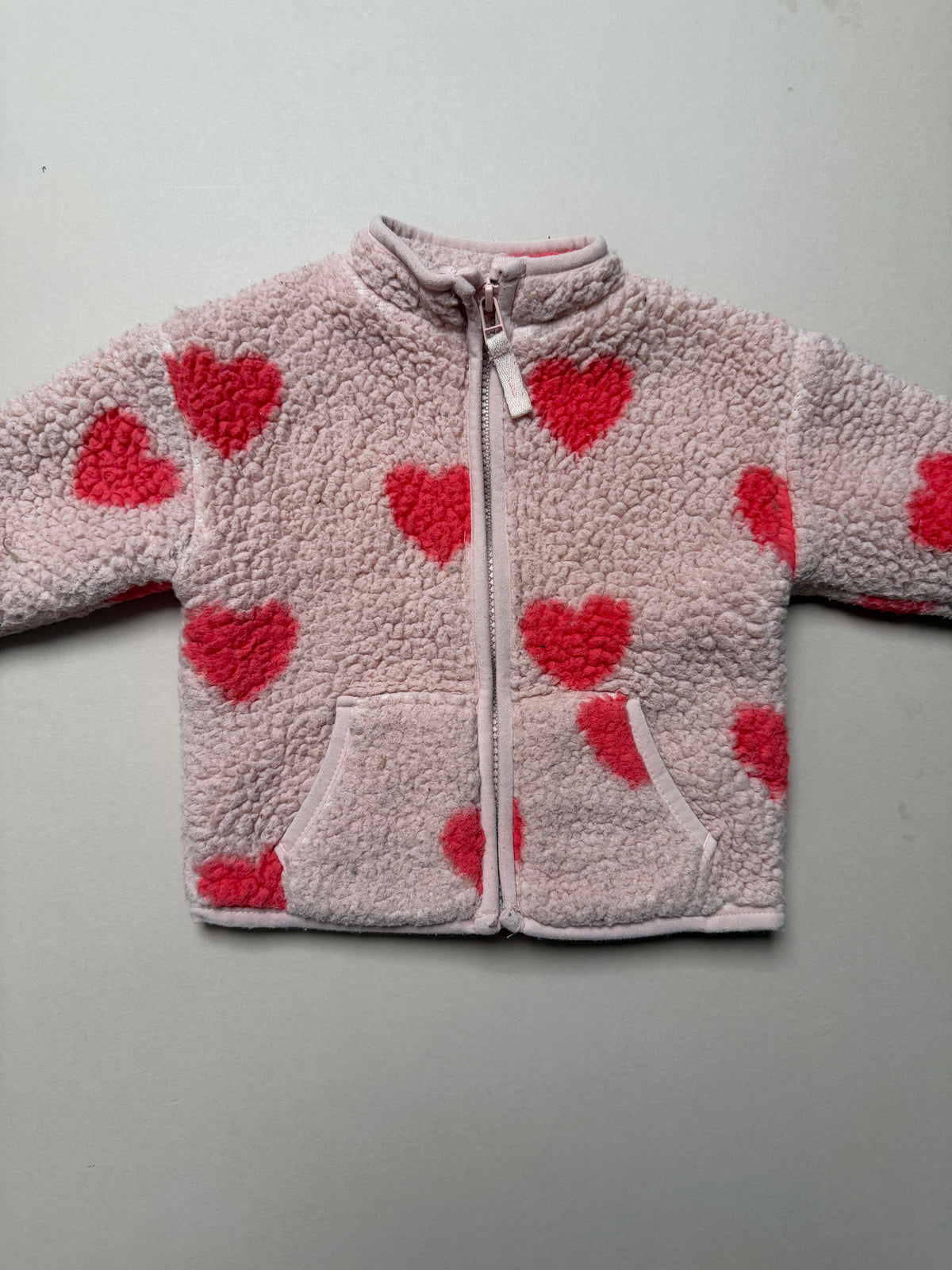 Marks & Spencer Dusky Pink Zip Up Fleece Jacket With Red Hearts in 6-9 Months