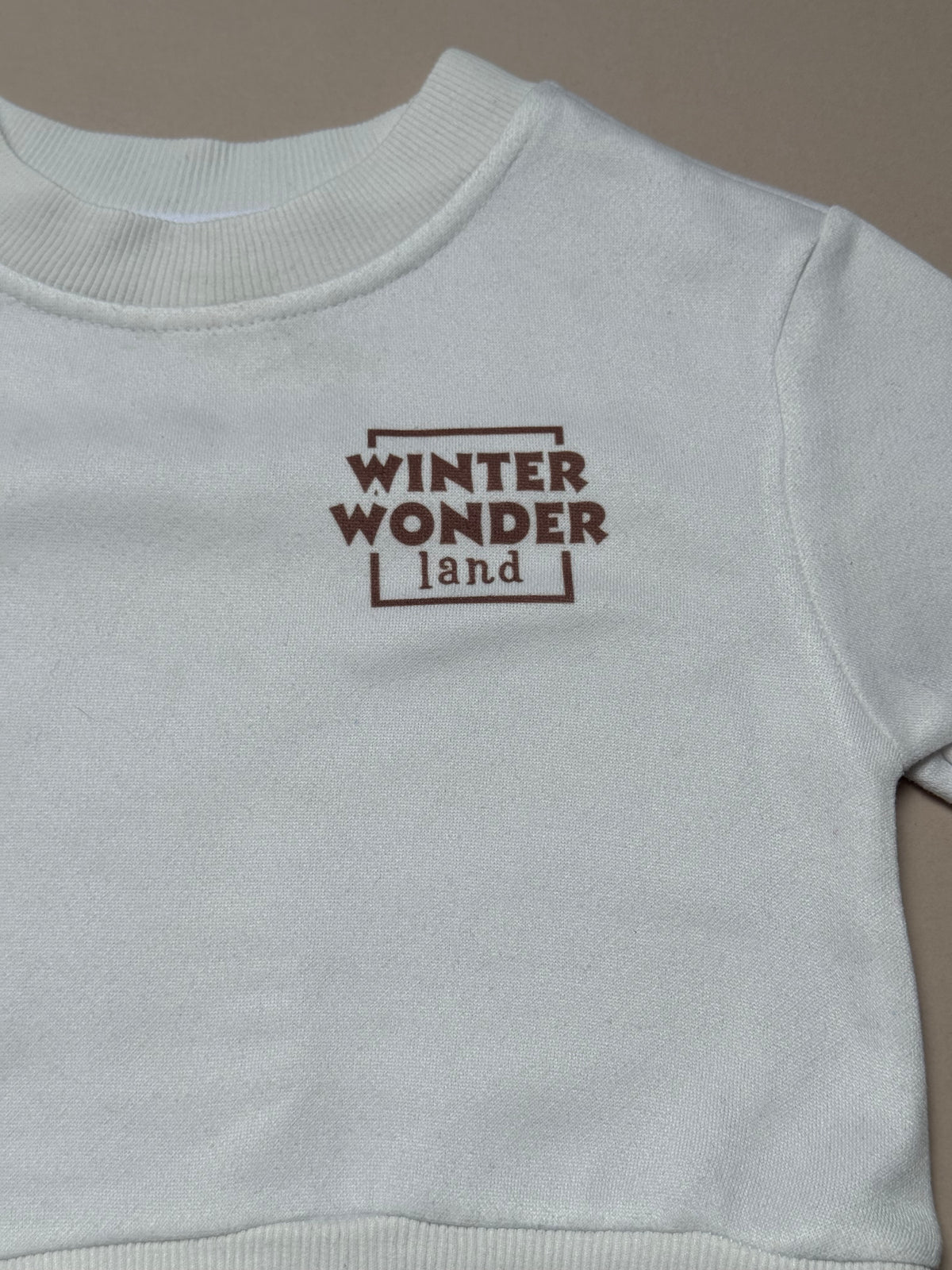 Oz & Bell Winter Wonderland Neutral Sweatshirt & Printed Leggings Set in 12-18 Months
