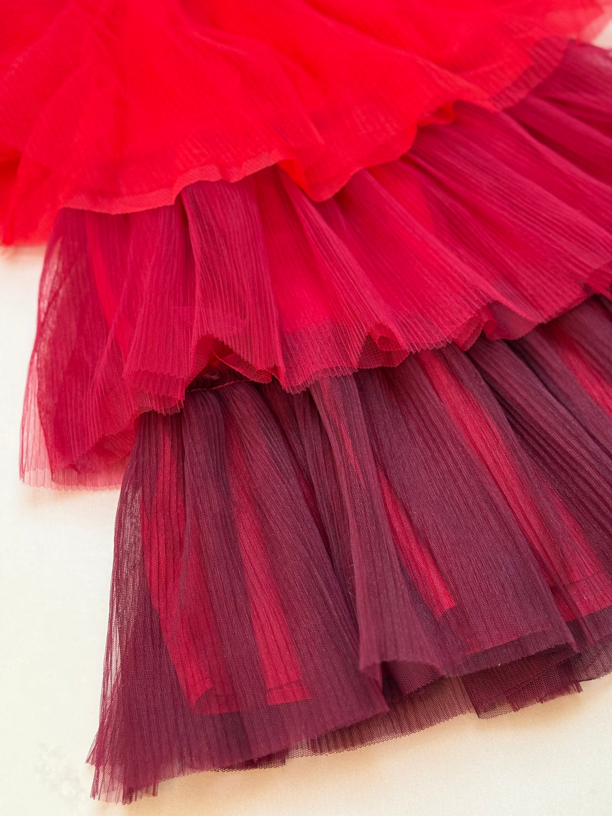 H&M Red Ombré Tulle Netted Tiered Party Dress in 5-6 Years