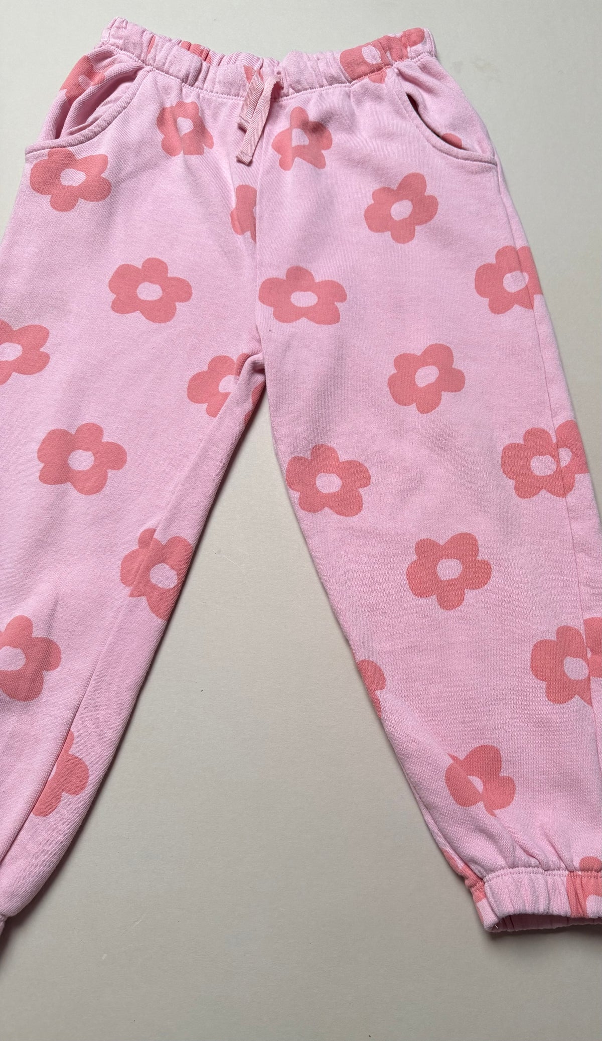 Next Bold Floral Printed Light Pink Relaxed Fitting Jogging Trousers in 6-7 Years