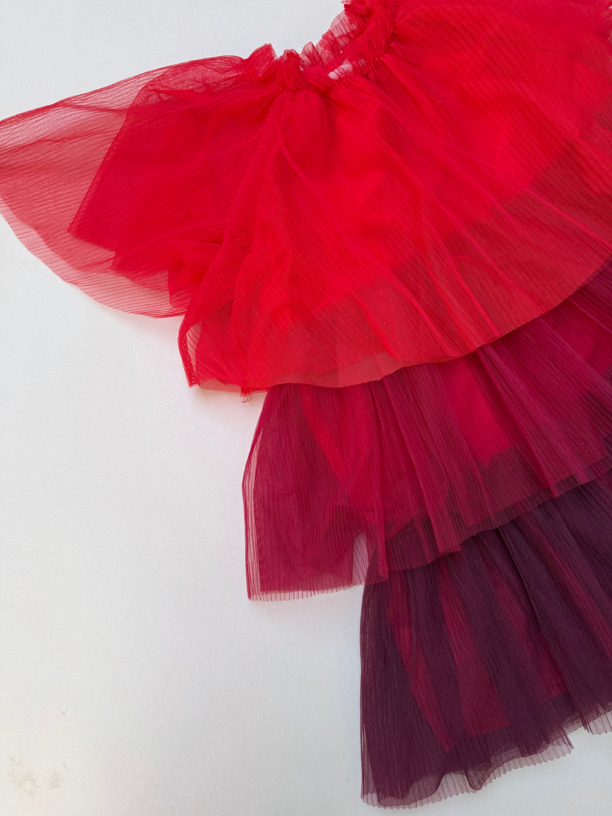 H&M Red Ombré Tulle Netted Tiered Party Dress in 5-6 Years