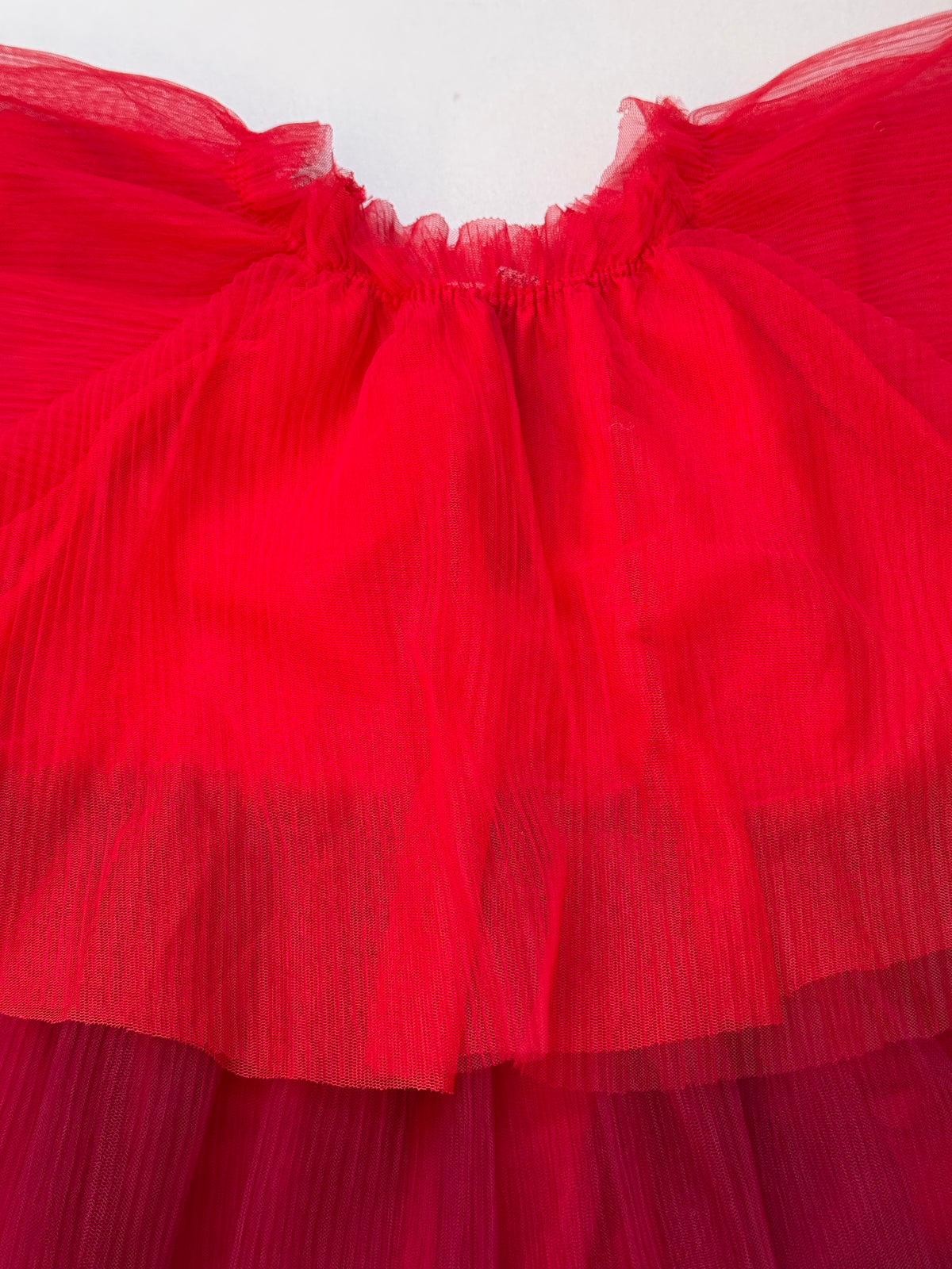 H&M Red Ombré Tulle Netted Tiered Party Dress in 5-6 Years
