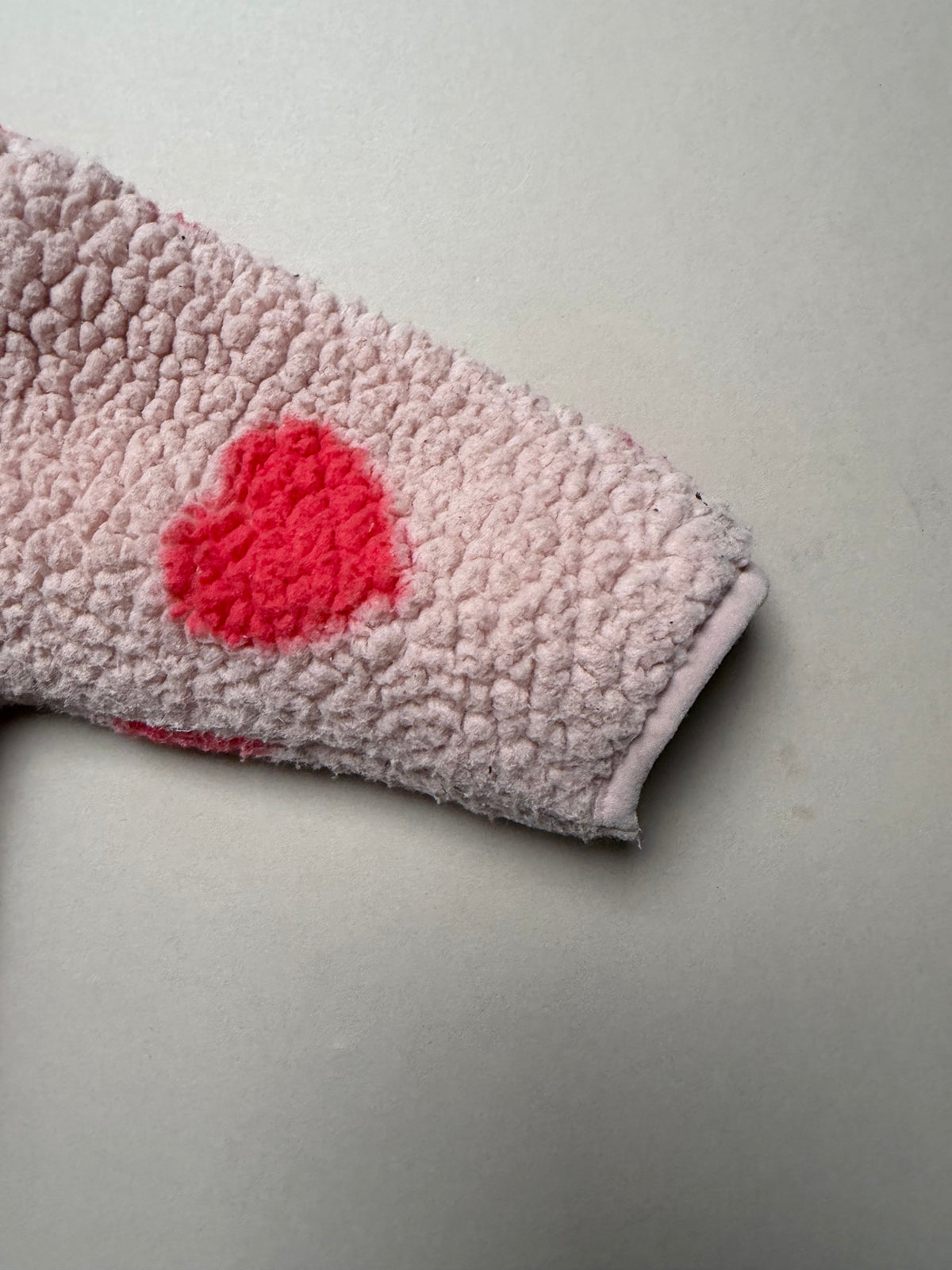 Marks & Spencer Dusky Pink Zip Up Fleece Jacket With Red Hearts in 6-9 Months