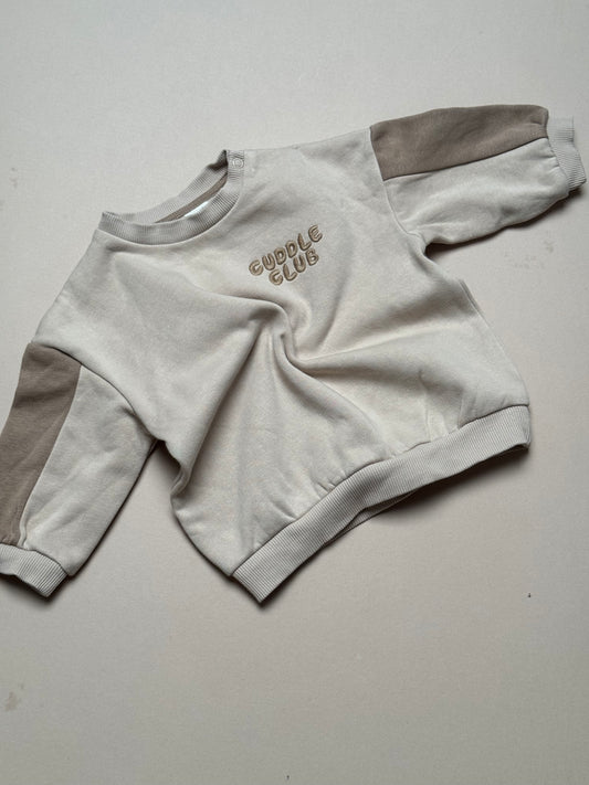 H&M Cuddle Club Sweat Top in 6-9 Months