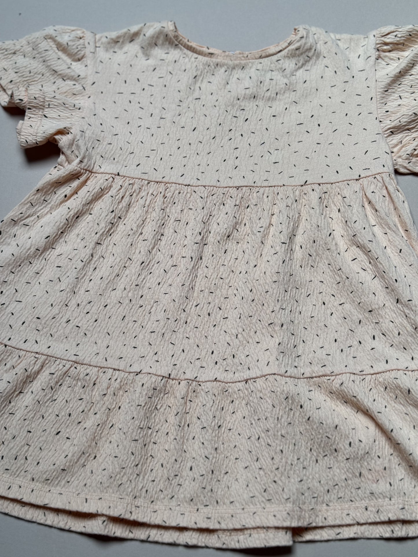 Zara Peach Confetti Printed Short Sleeved Dress in 4-5 Years
