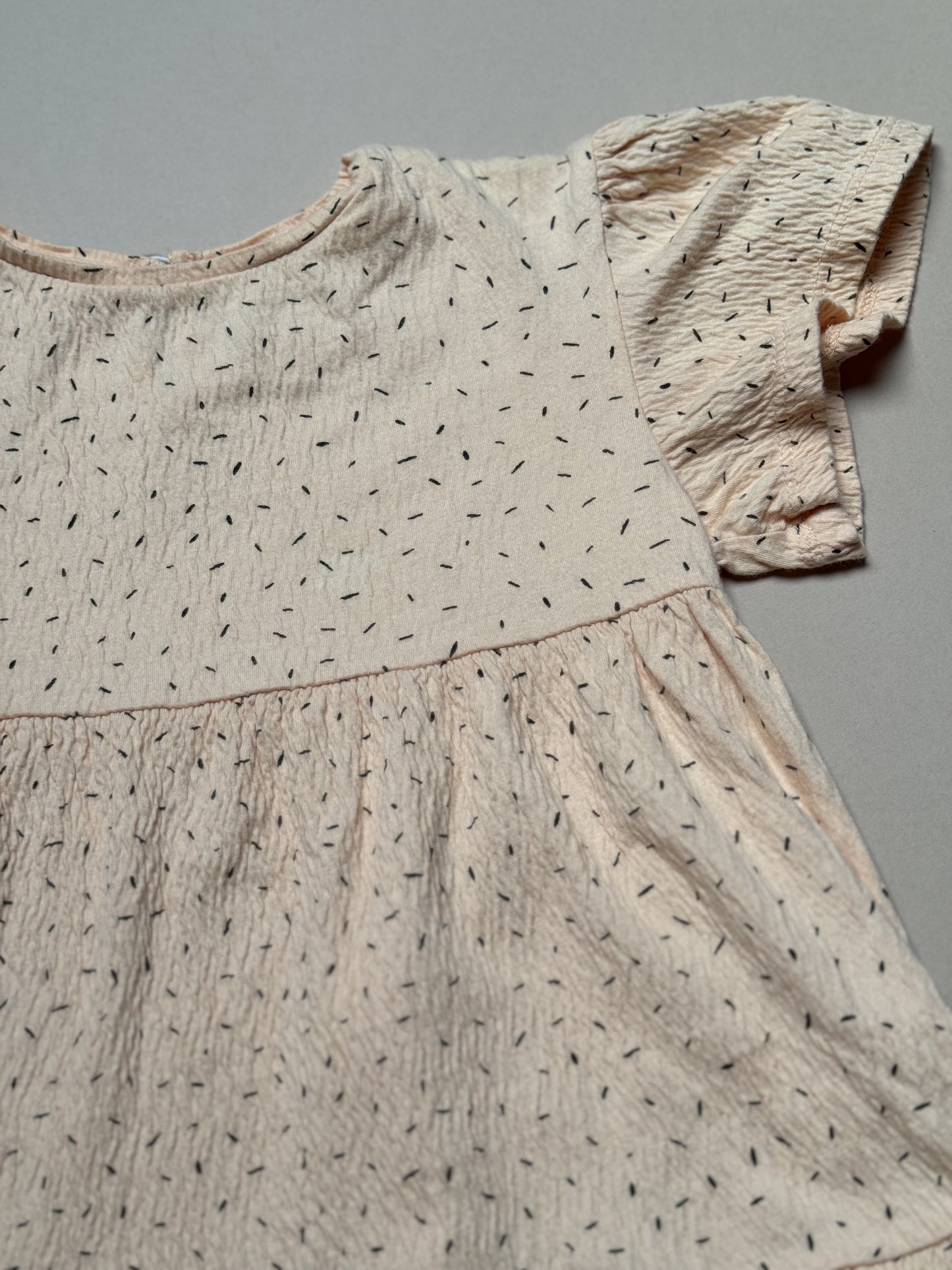 Zara Peach Confetti Printed Short Sleeved Dress in 4-5 Years