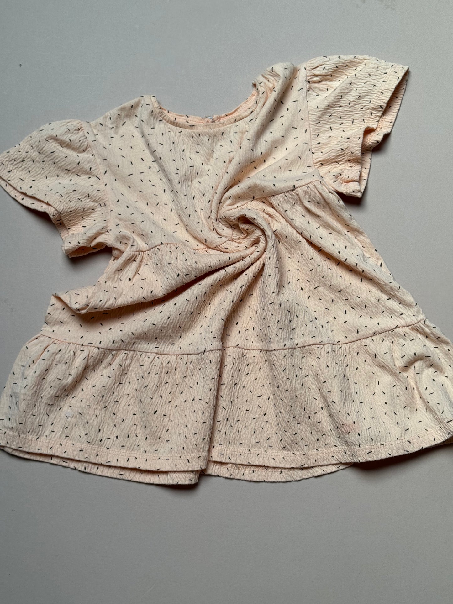 Zara Peach Confetti Printed Short Sleeved Dress in 4-5 Years