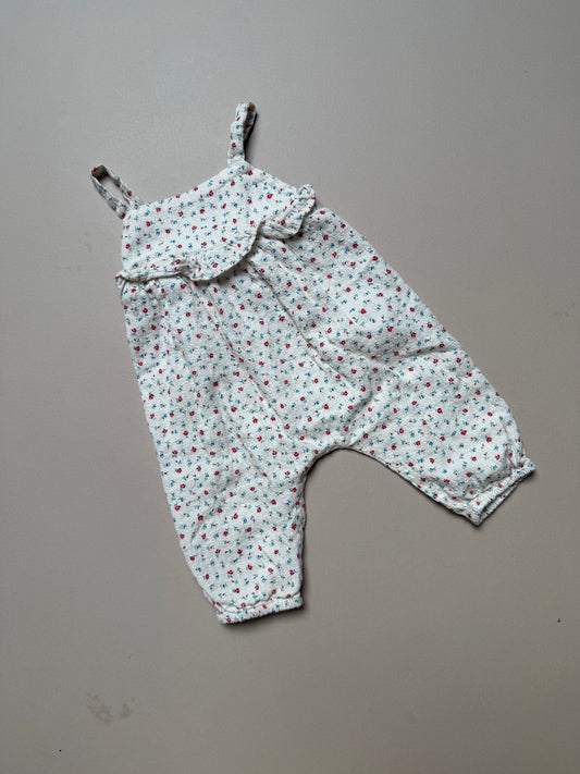 Zara Lightweight Floral Dungarees in 1-3 Months