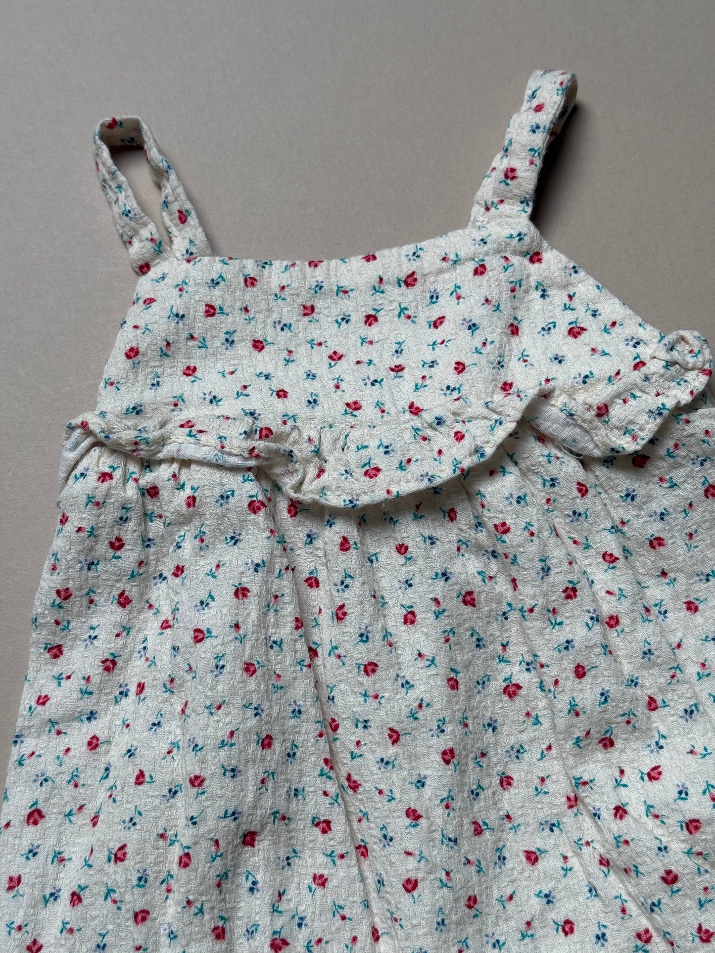 Zara Lightweight Floral Dungarees in 1-3 Months