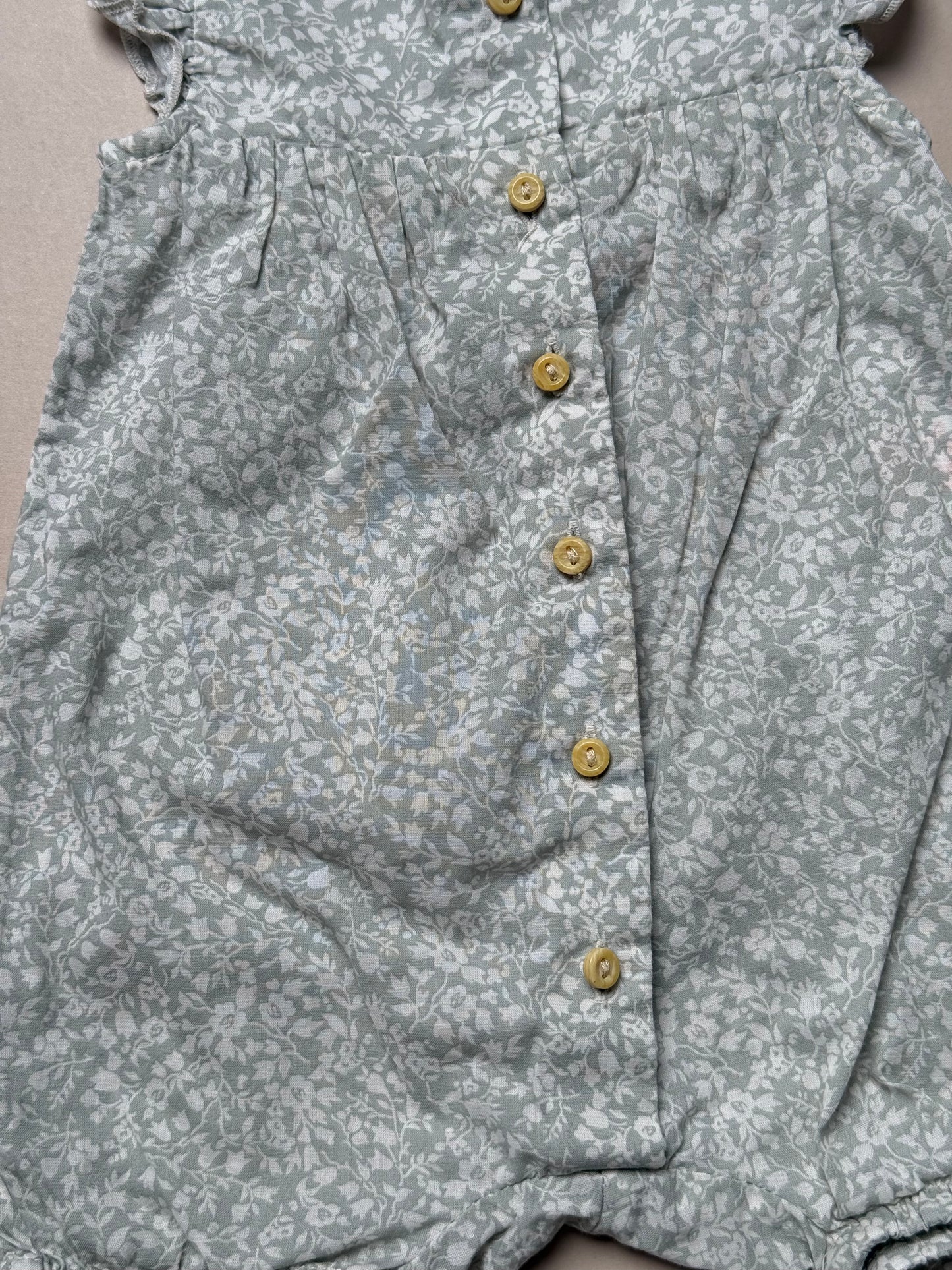 H&M Thin Floral Romper in 2-4 Months