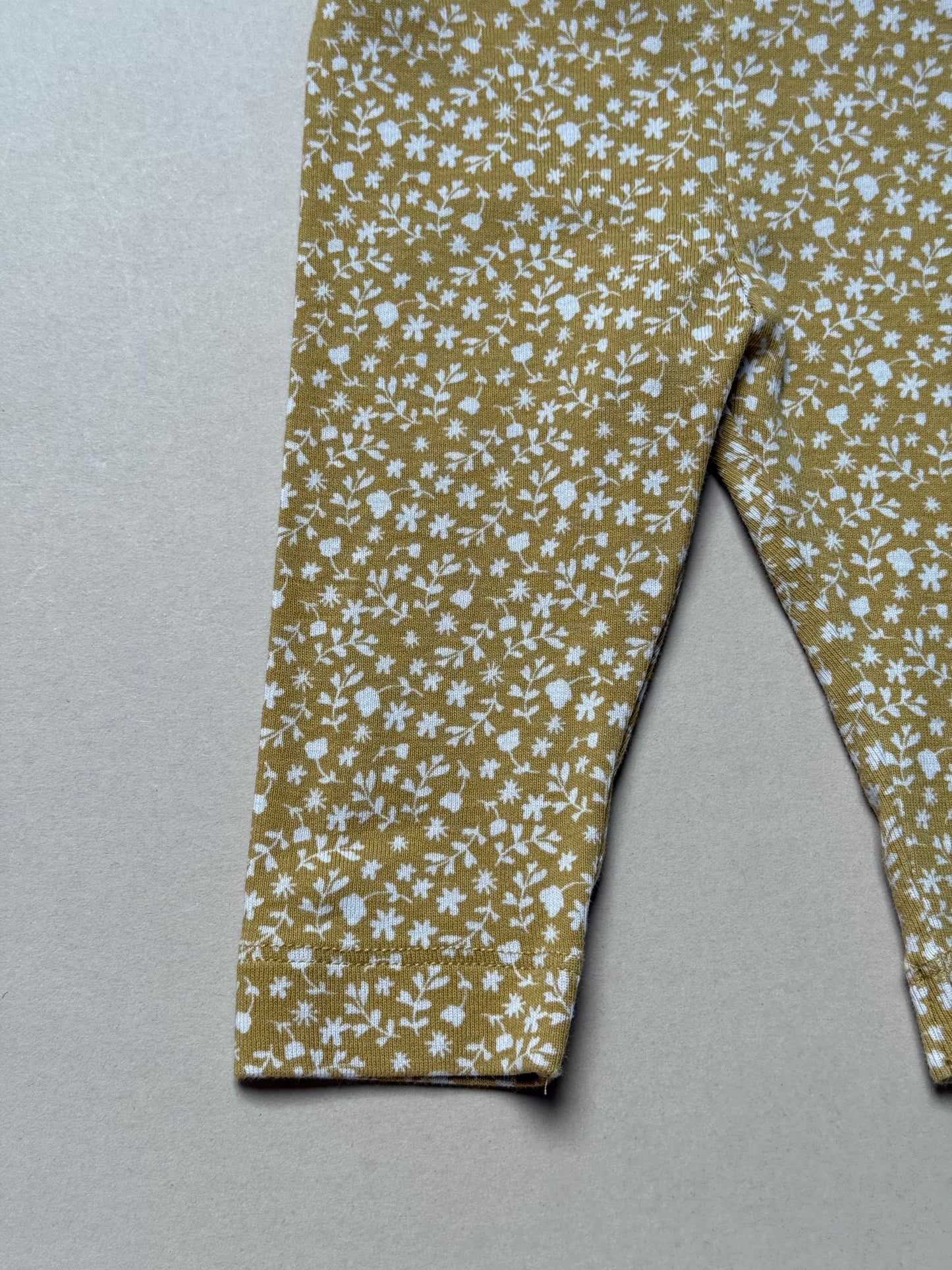 H&M Mustard Floral Leggings in 1-2 Months