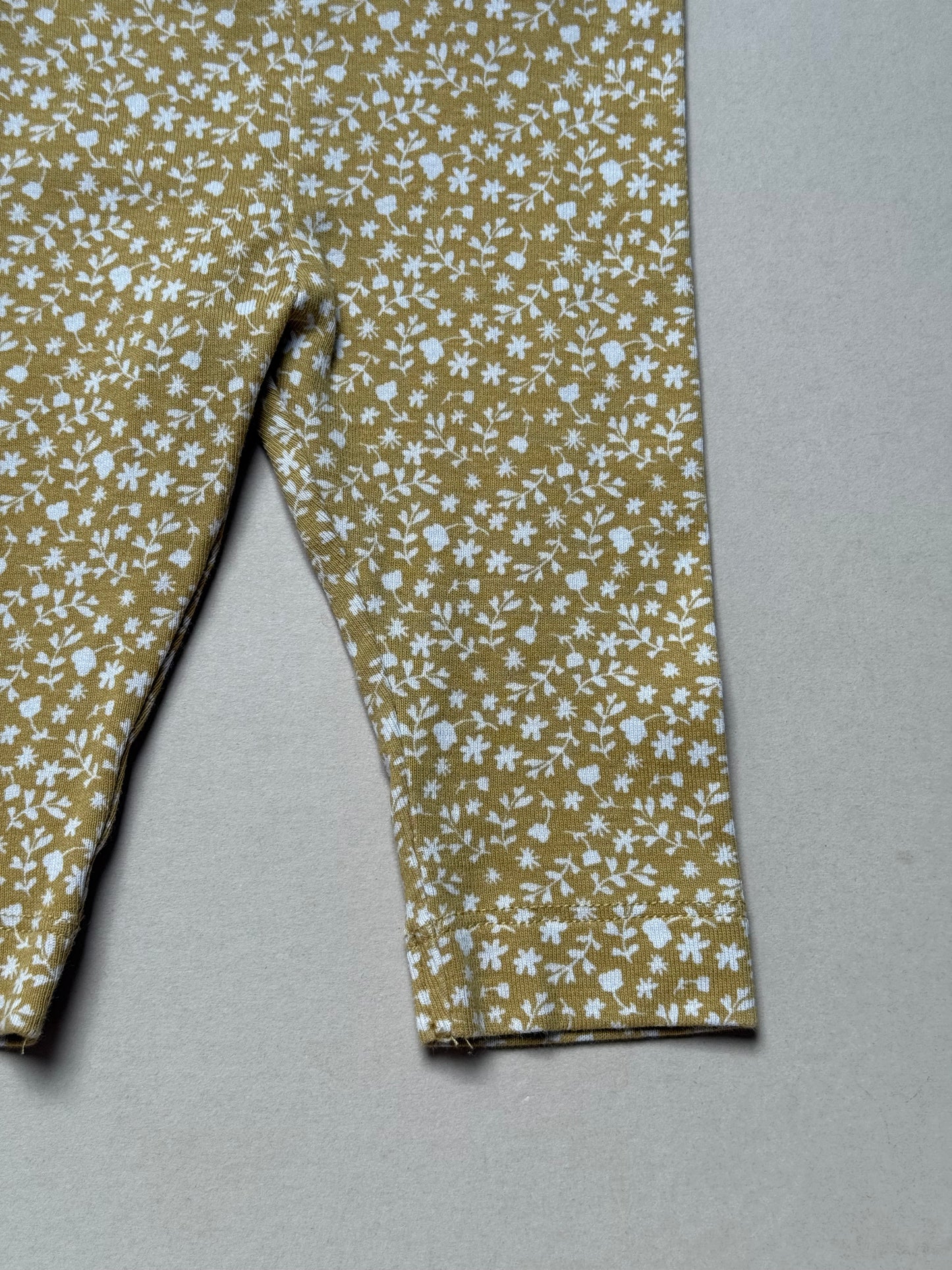 H&M Mustard Floral Leggings in 1-2 Months