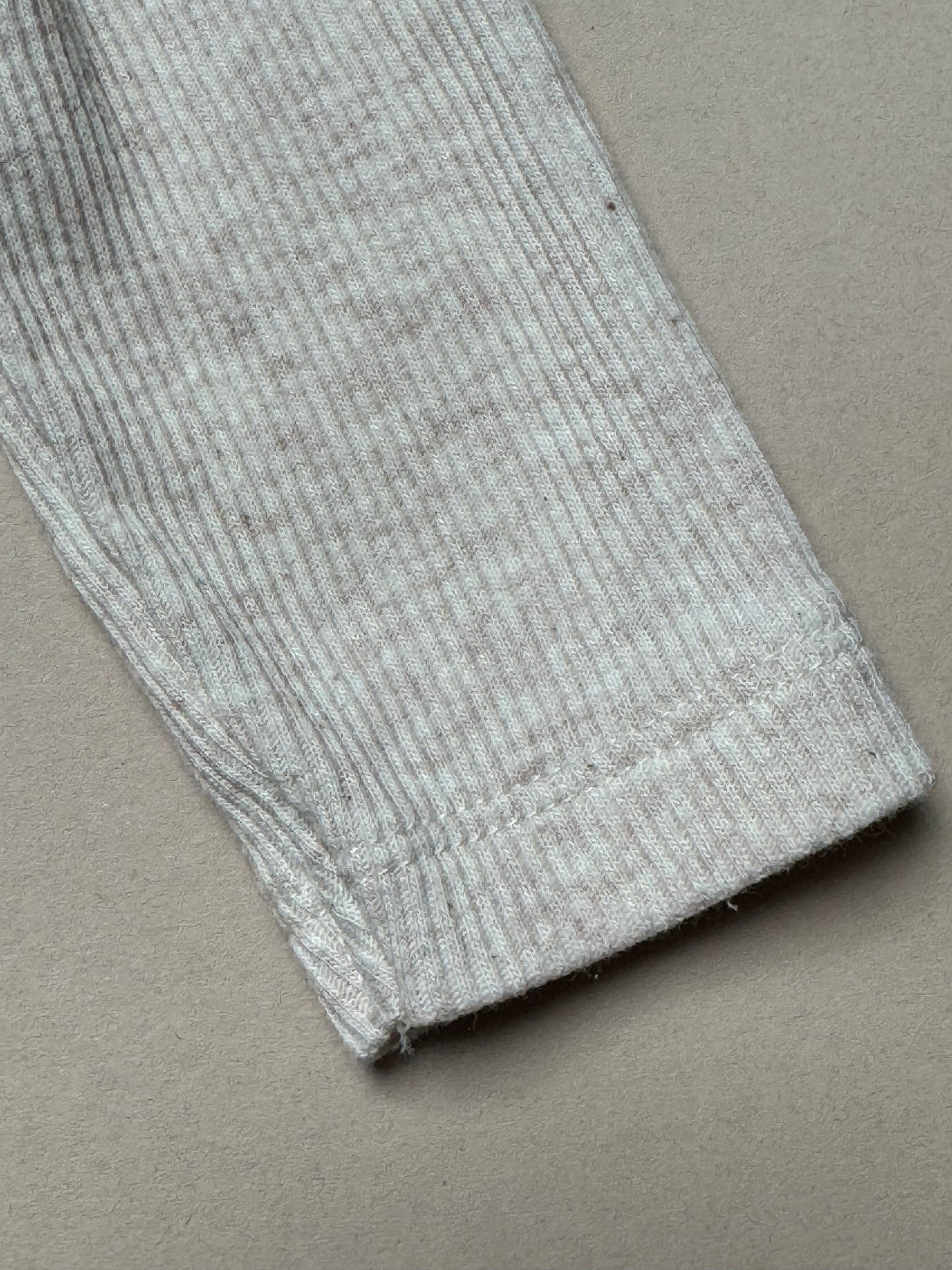 Fred & Flo Cream Ribbed Long Sleeved T-Shirt in 6-9 Months