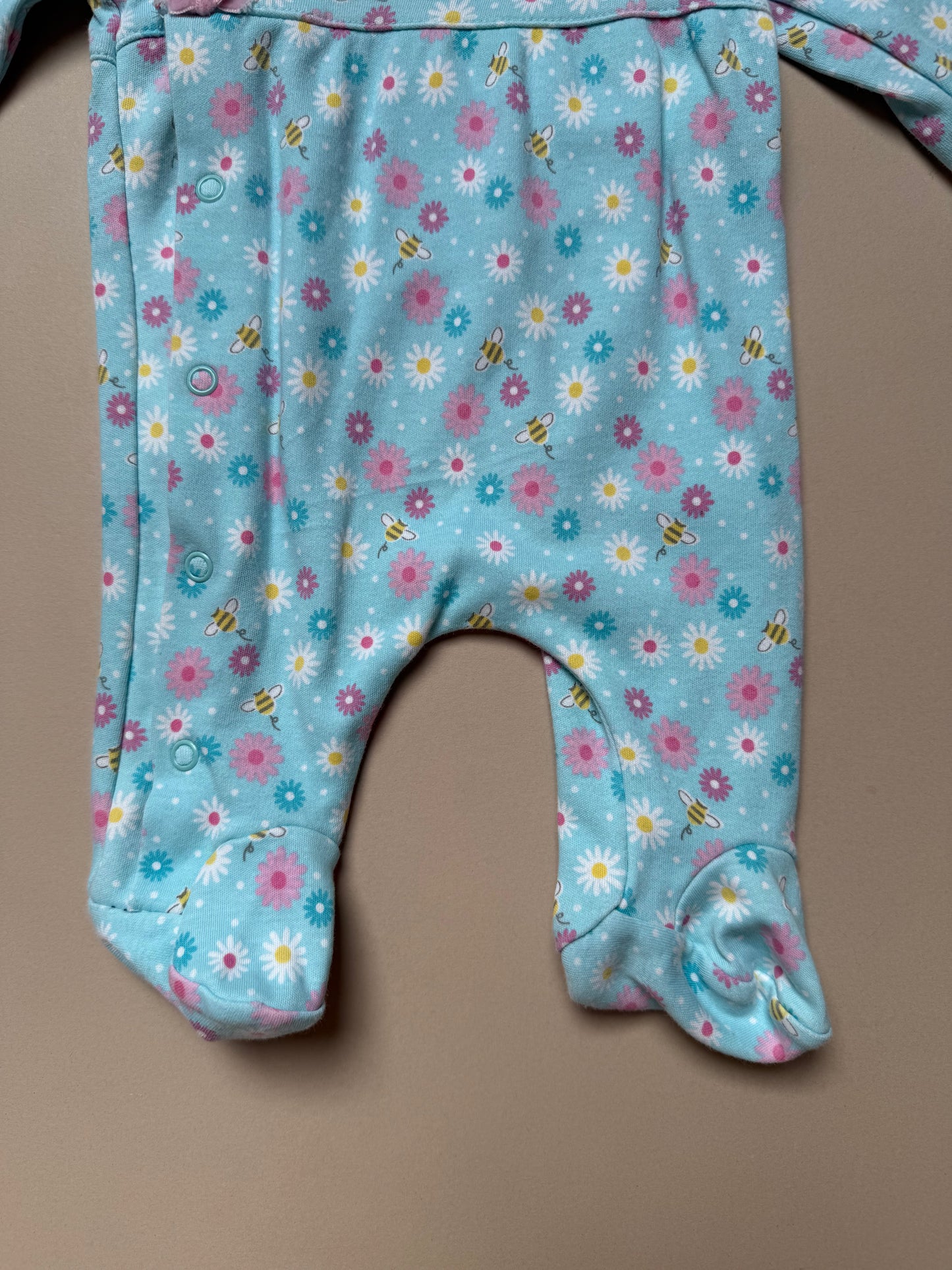 Jojo Maman Bebe Spring Florals Long Sleeved Onesie in Newborn
