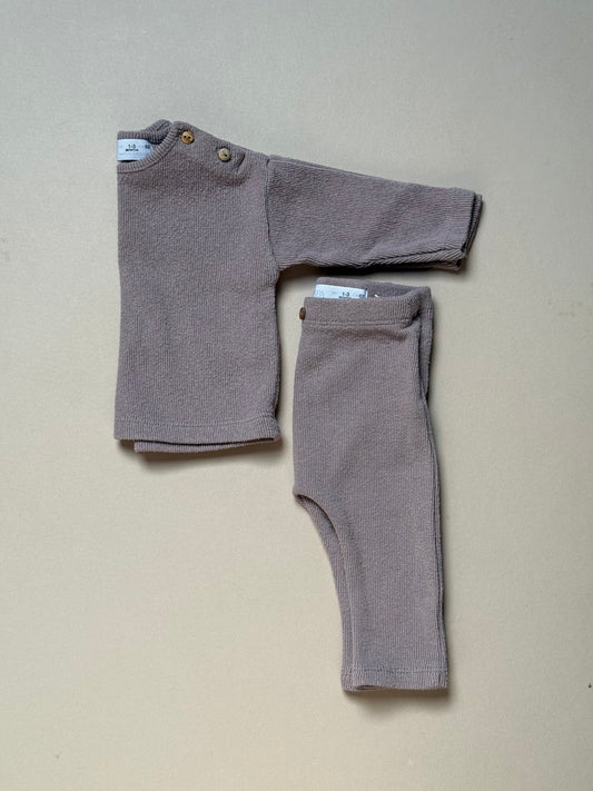 Zara Plum Long Sleeved Top & Legging Set in 1-3 Months