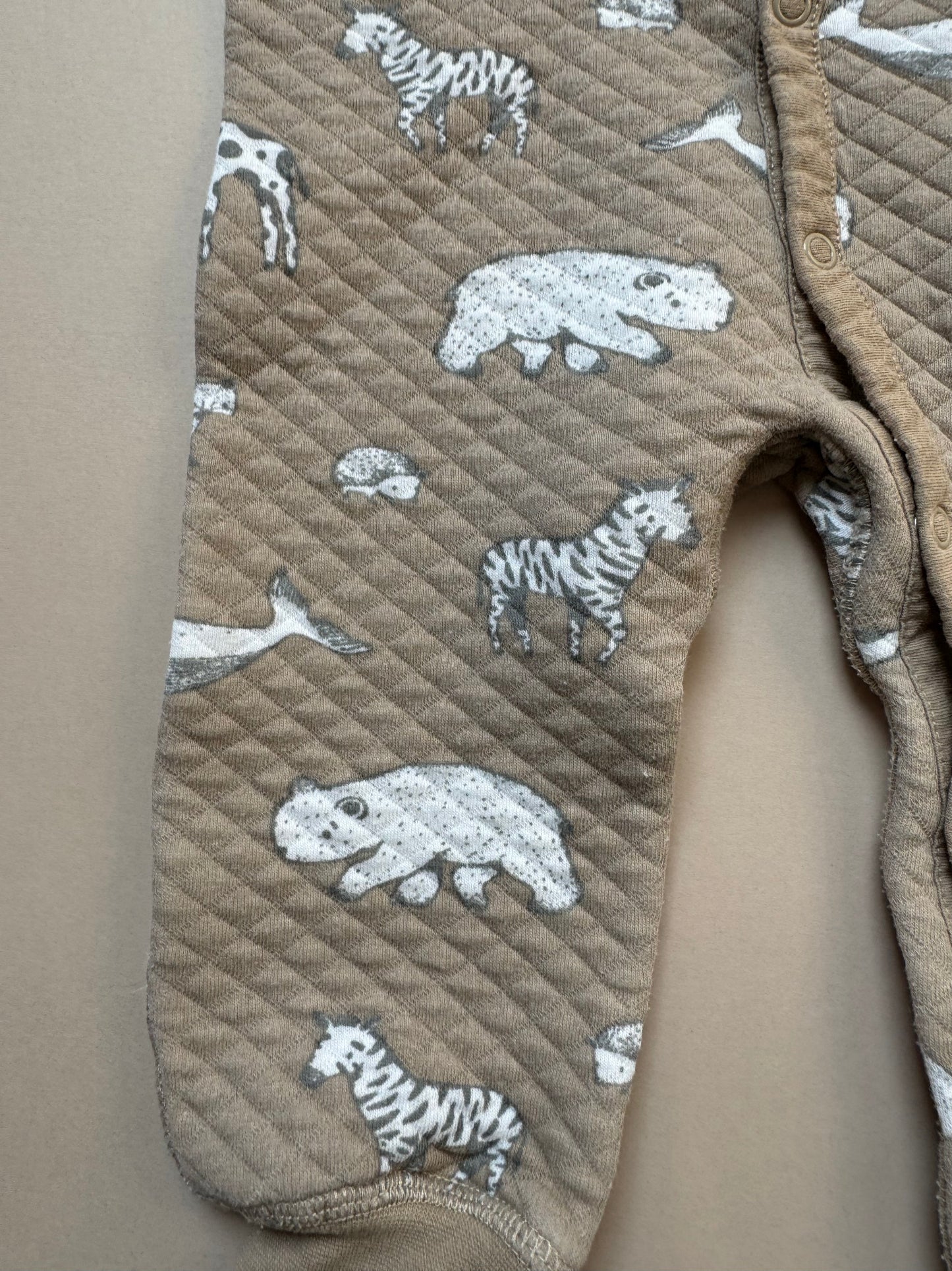 H&M Quilted Neutral Animal Printed Long Sleeved Onesie in 6-9 Months