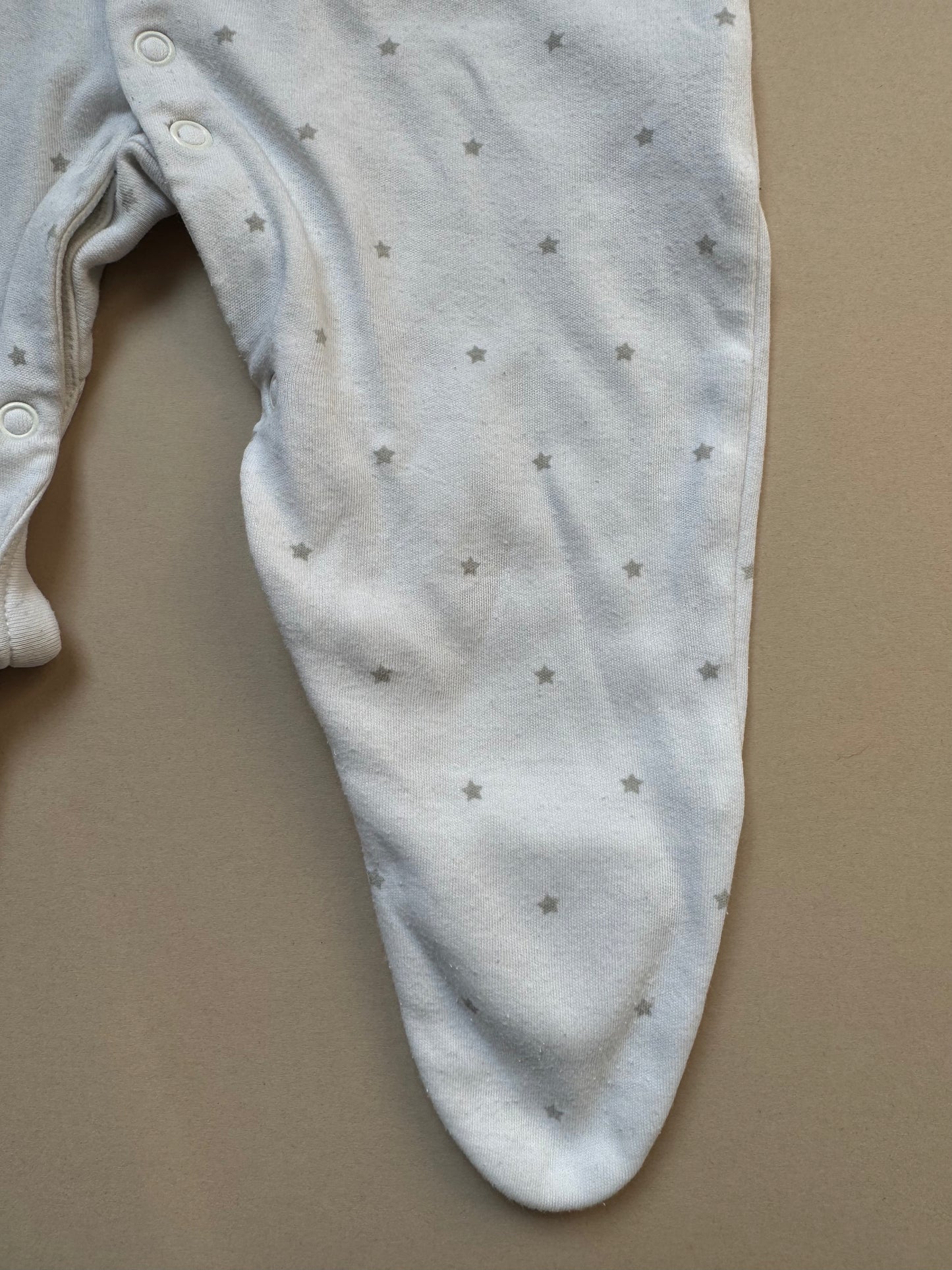 John Lewis Star Printed Long Sleeved Cotton Onesie in 3-6 Months