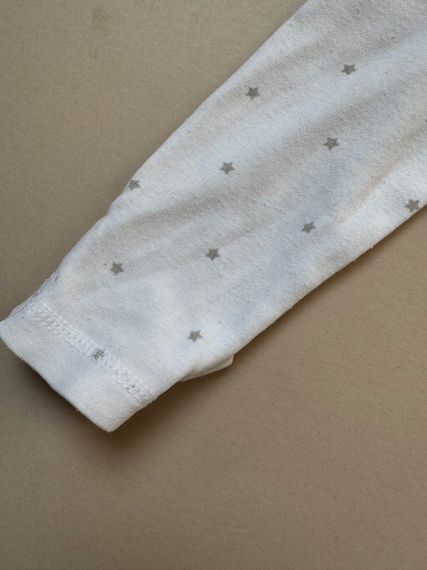 John Lewis Star Printed Long Sleeved Cotton Onesie in 3-6 Months