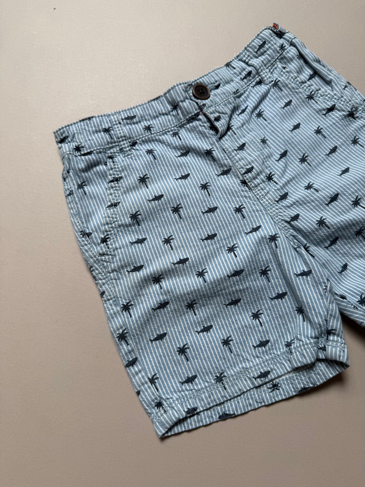 F&F Shark & Palm Tree Shorts in 4-5 Years