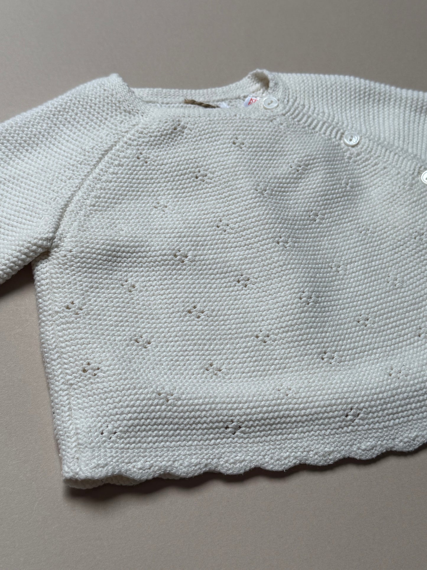 Zara White Knitted Jumper in 1-3 Months