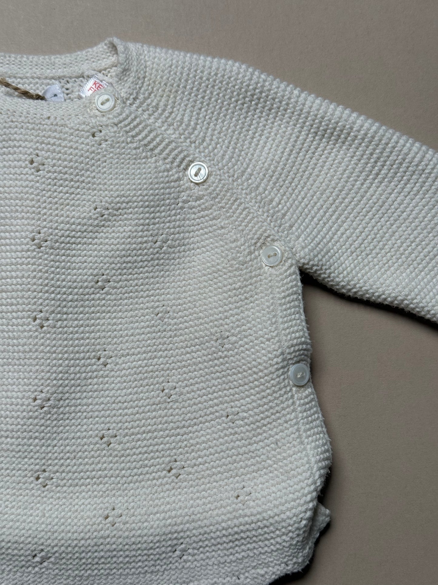Zara White Knitted Jumper in 1-3 Months