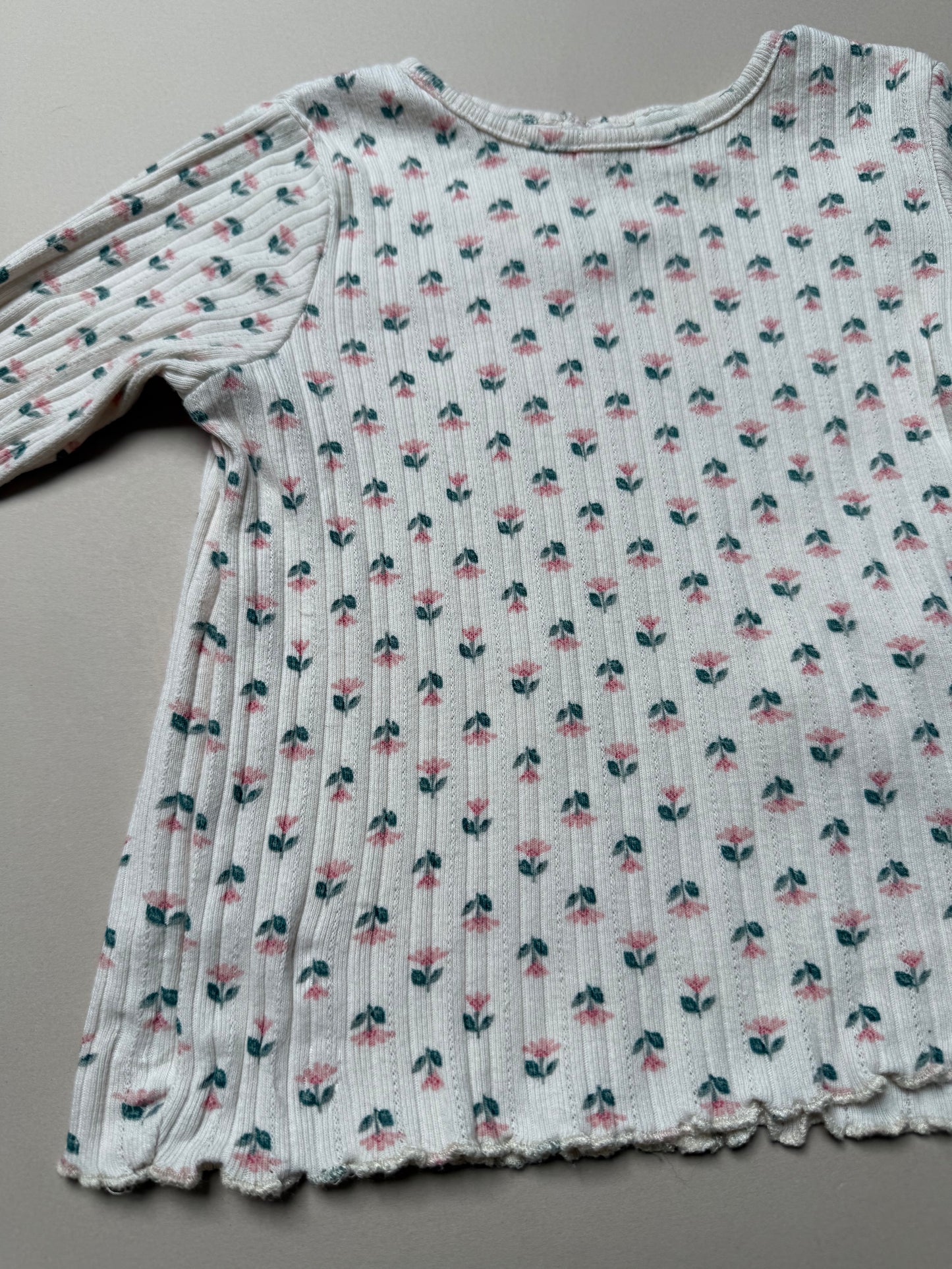 H&M Floral Cotton Ribbed Long Sleeved T-Shirt in 18-24 Months