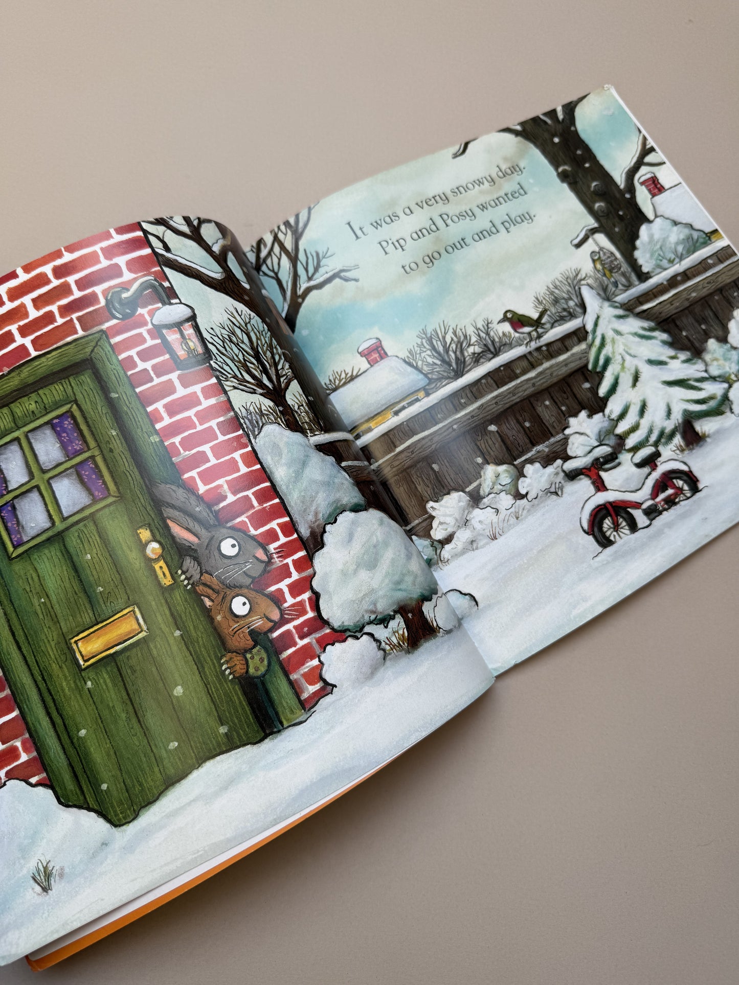Pip & Posy: Snowy Day Paperback By Axel Scheffler