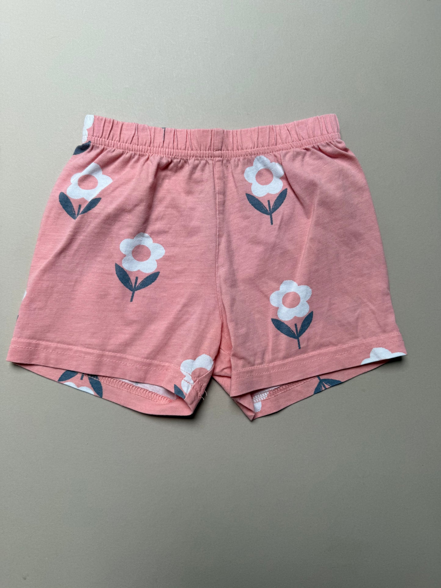 George Cotton Floral Short Sleeved T-Shirt & Shorts Set in 3-4 Years