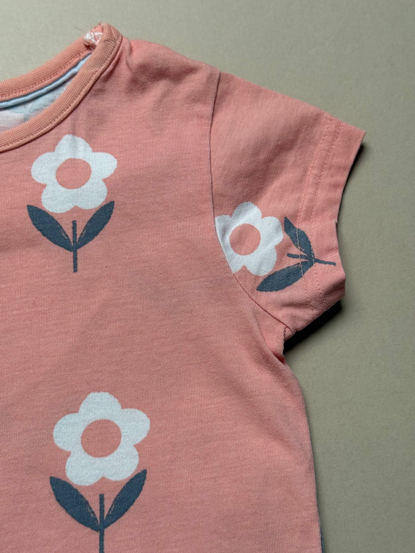 George Cotton Floral Short Sleeved T-Shirt & Shorts Set in 3-4 Years