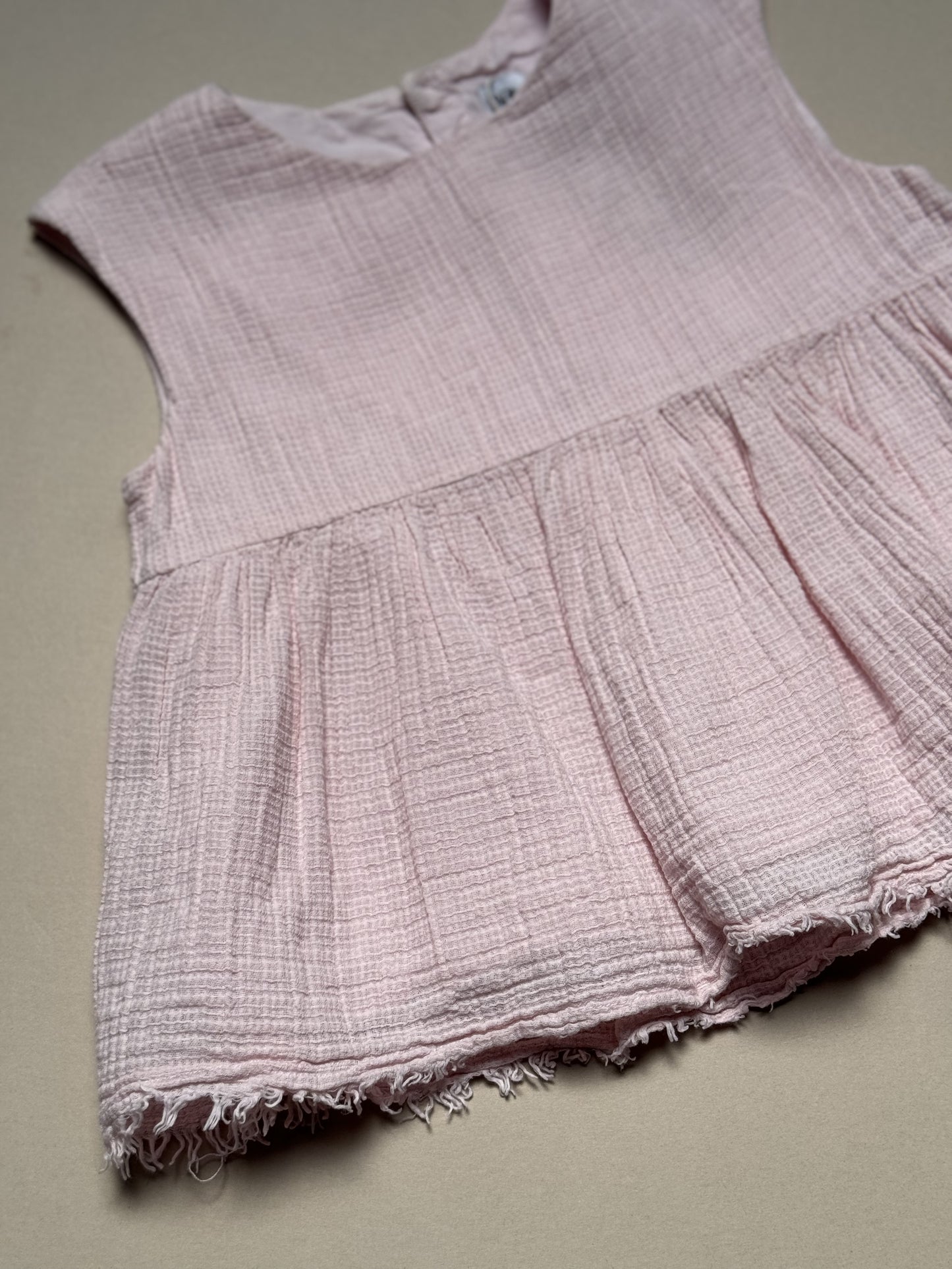 Zara Distressed Pink Vest Top in 4-5 Years